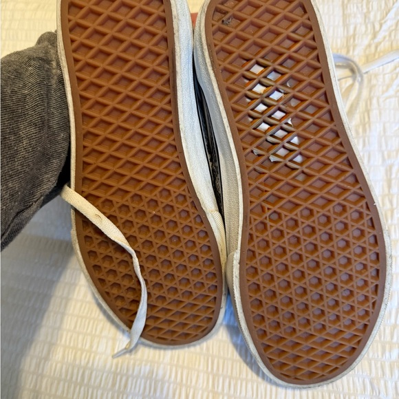 Vans Black and White Men's Sneakers - Picture 4 of 5